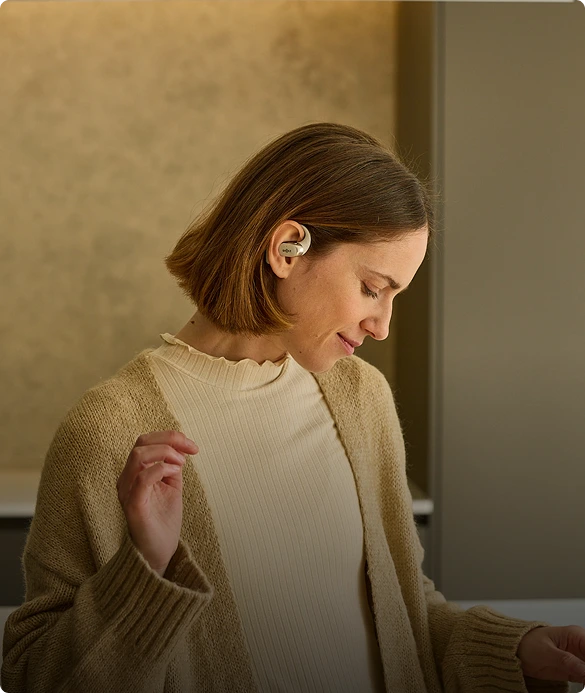 Hören Sie Musik oder Podcasts, ohne andere zu stören, und seien Sie trotzdem bereit, zu interagieren oder die Aufsicht zu übernehmen.