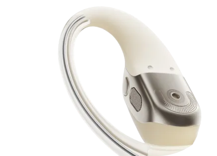 人間工学に基づいた<br>柔軟なイヤーフック